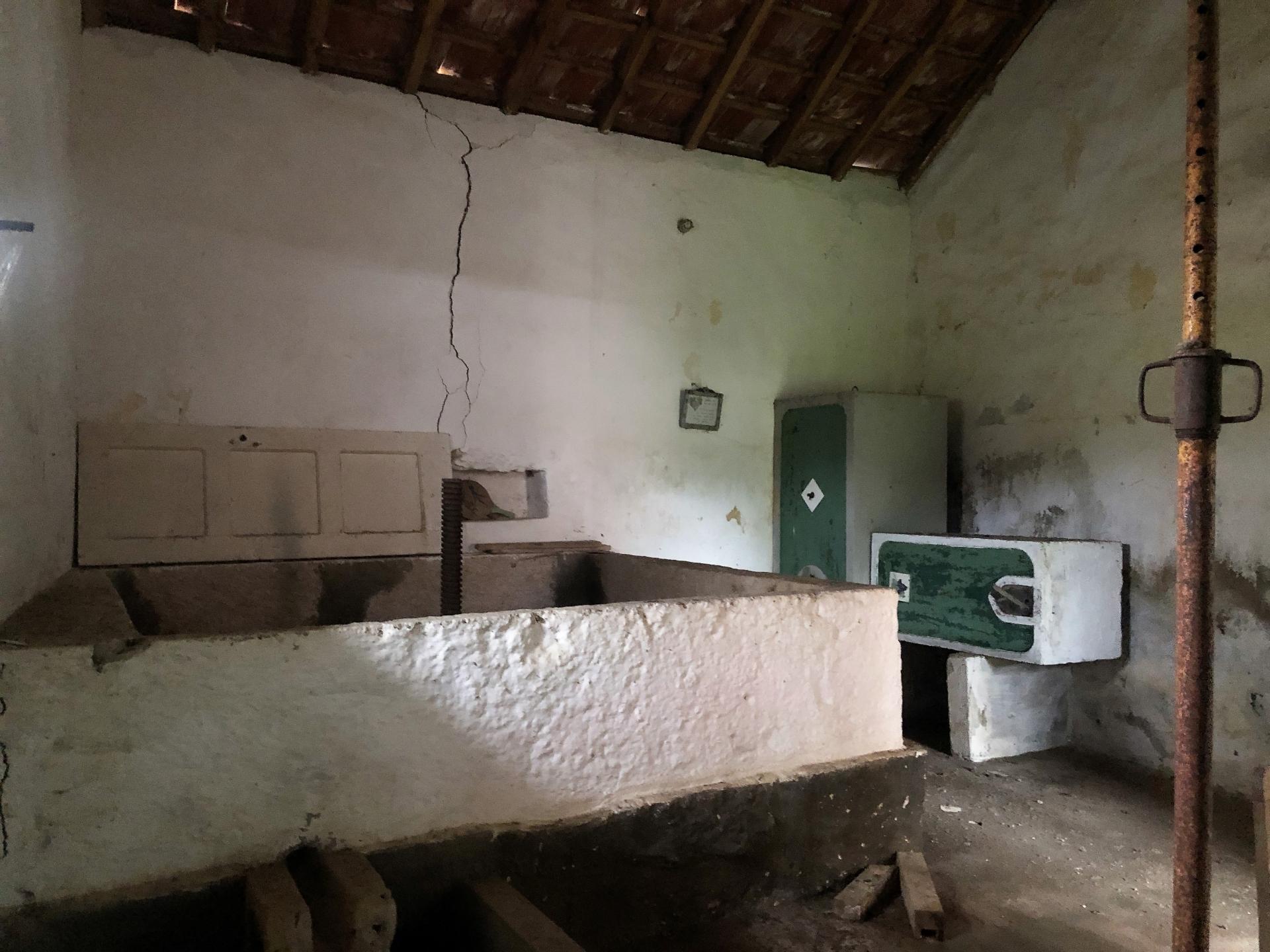Moradia em ruína - S. Vicente do Paúl