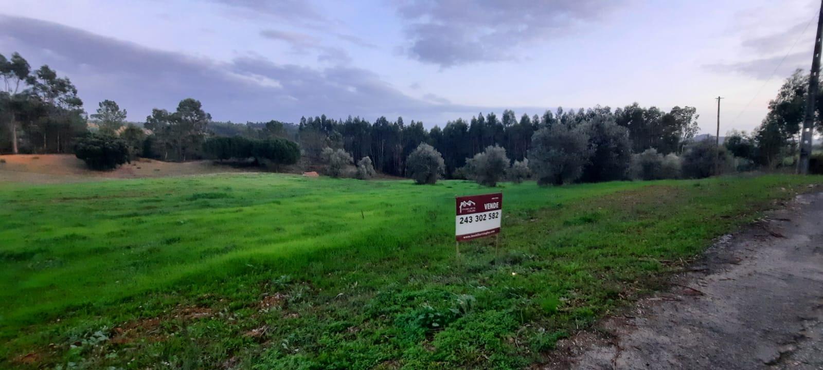 Terreno rústico 8.890m² - Outeiro da Cortiça