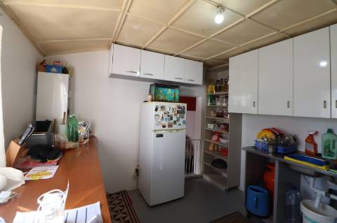 Moradia T2 com terreno 4.500m² - Fazendas de Almeirim