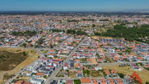 Moradia Térrea T1 Seminova - Conforto e Qualidade de Vida