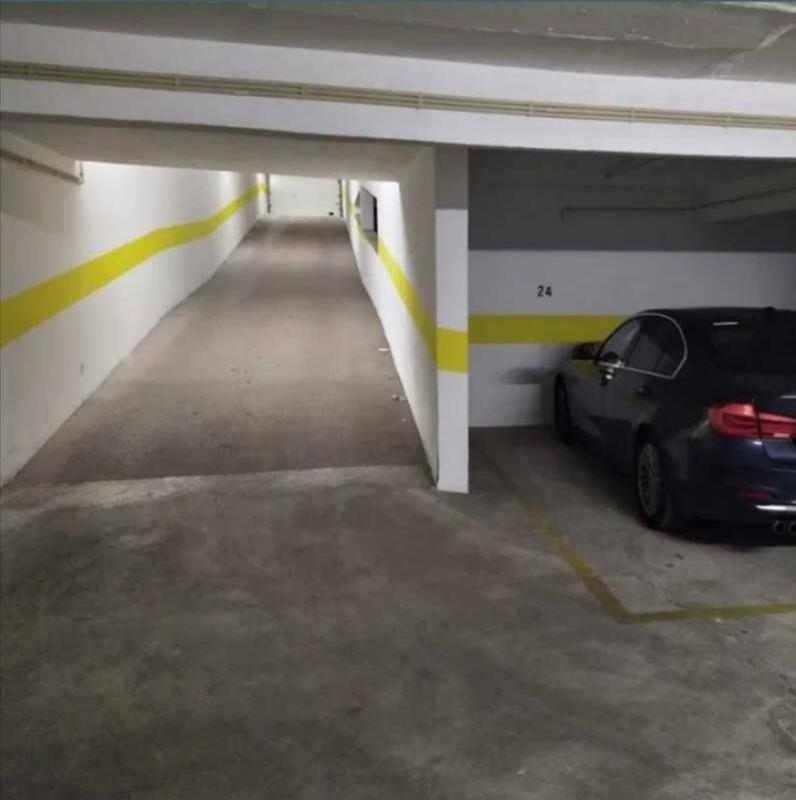 Lugar de Garagem para Arrendamento | Laranjeiras - Lisboa