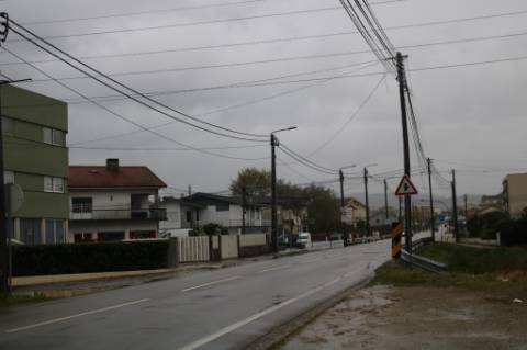 Terreno para construção de armazém ou edifício de habitação r/c e 3
