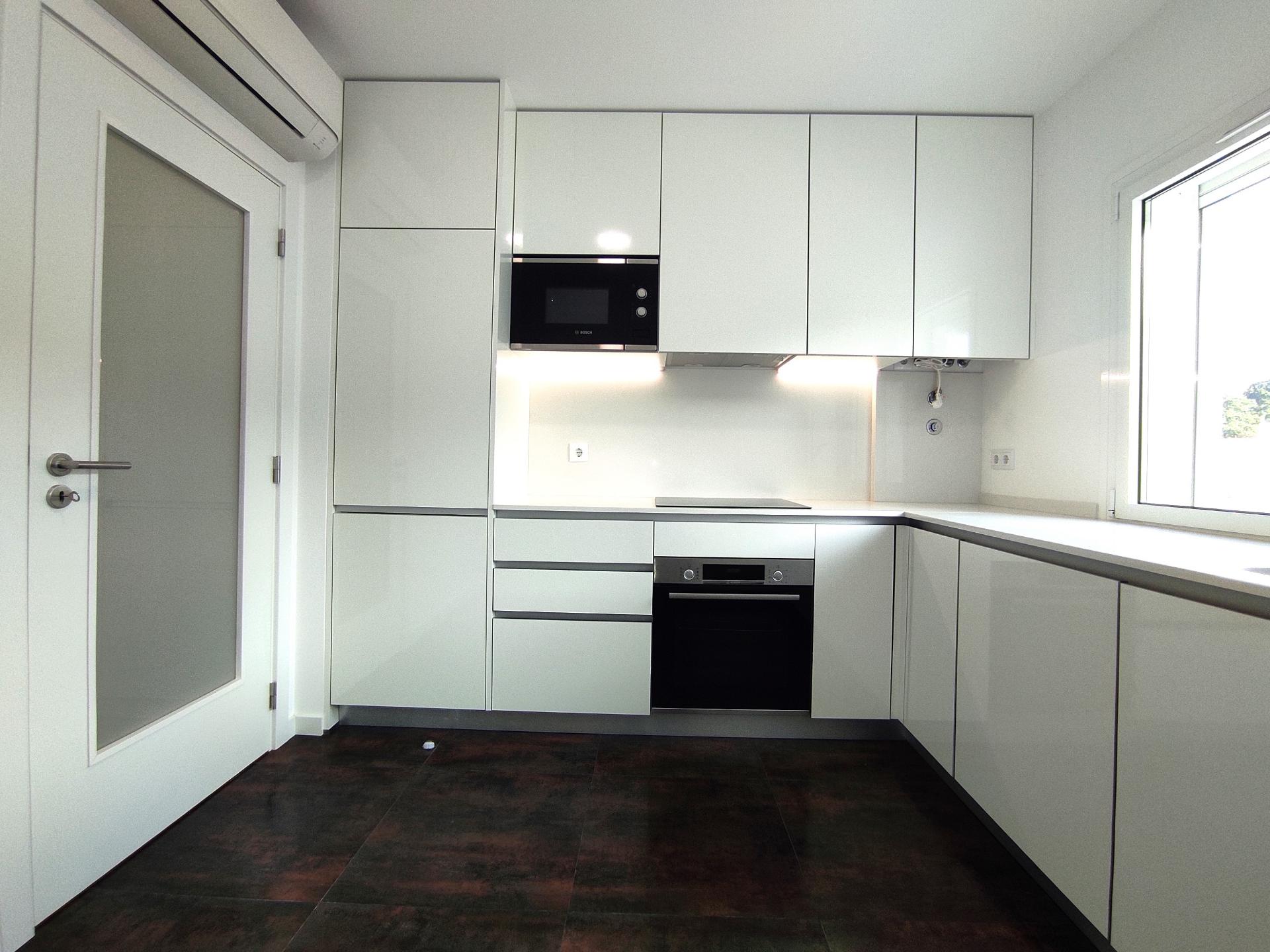 Apartamento T3, novo, em Coimbra
