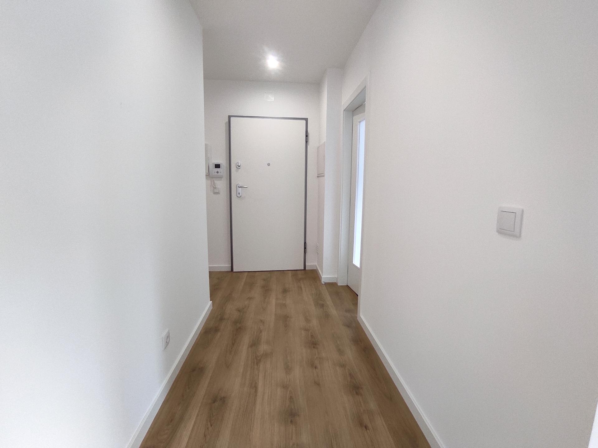 Apartamento T3, novo, em Coimbra
