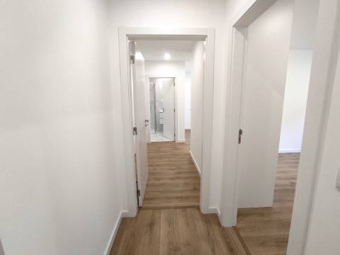 Apartamento T3, novo, em Coimbra
