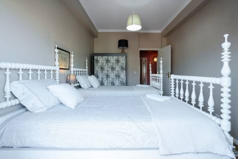 Apartamento T3, com vista mar, na Figueira da Foz