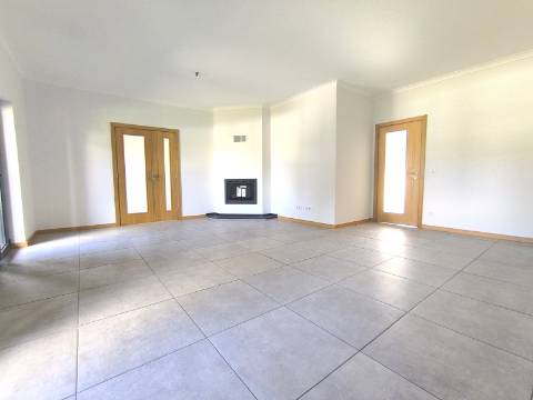 Moradia T3 em Vila Nova de Poiares