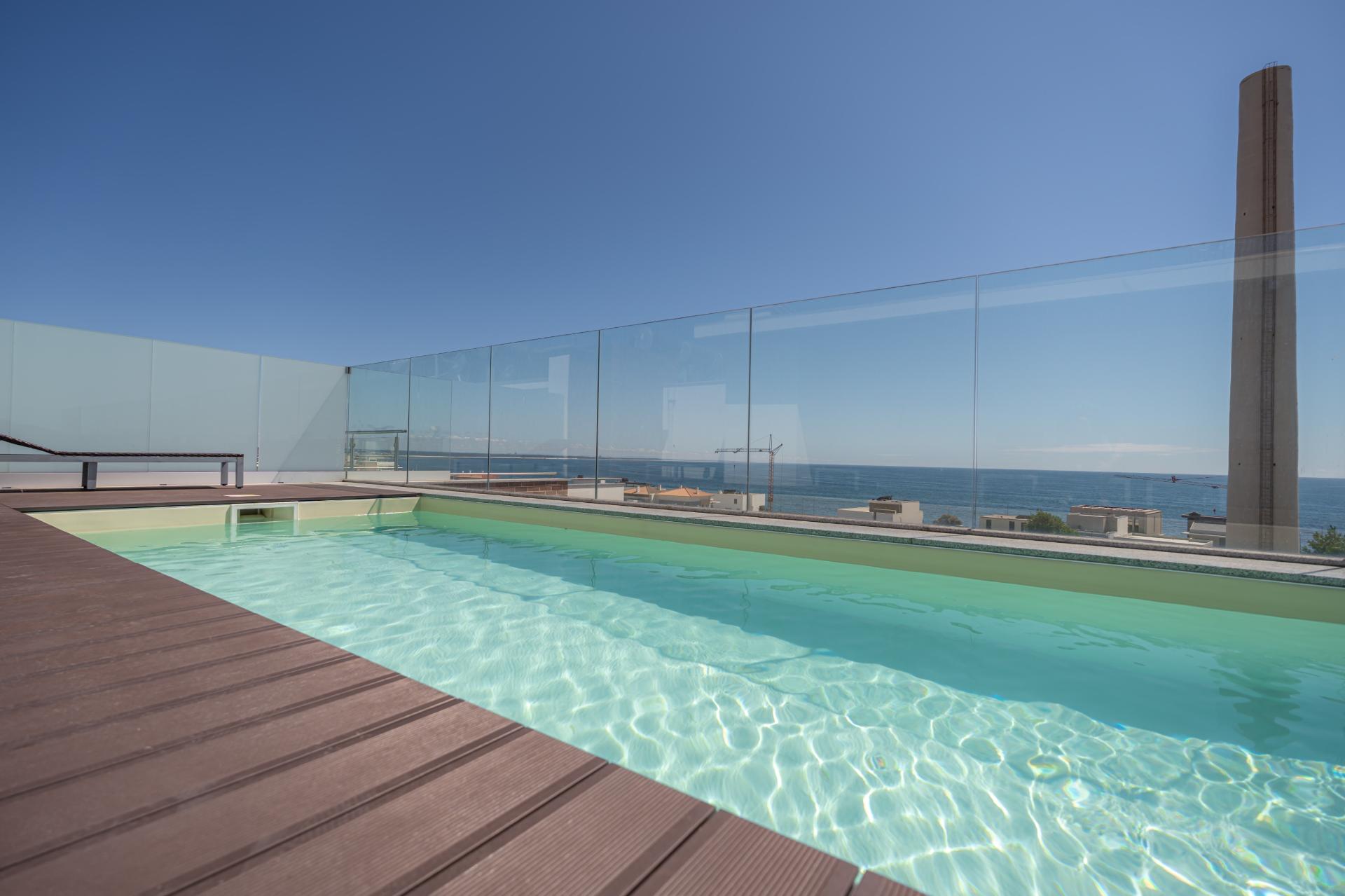 Apartamento T4, com vista mar, na Figueira da Foz