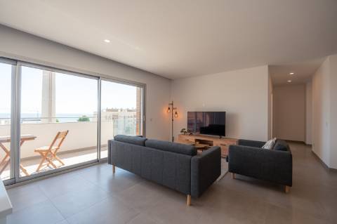 Apartamento T4, com vista mar, na Figueira da Foz