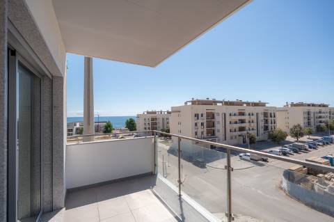 Apartamento T4, com vista mar, na Figueira da Foz