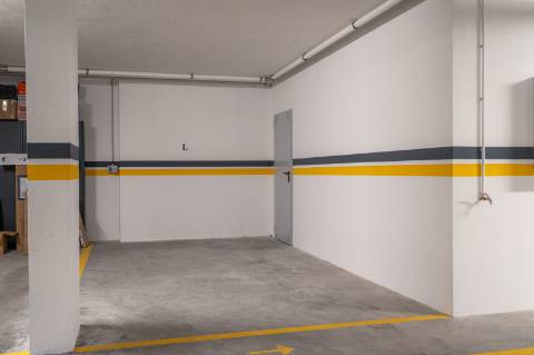 Apartamento T4, com vista mar, na Figueira da Foz