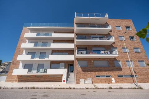 Apartamento T4, com vista mar, na Figueira da Foz