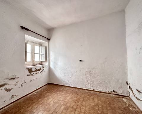Exclusivo em Silves: Moradia Histórica com Projeto Aprovado I T4 I Piscina I Jardim I Roof top I Vista fantastica