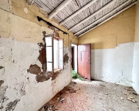 Exclusivo em Silves: Moradia Histórica com Projeto Aprovado I T4 I Piscina I Jardim I Roof top I Vista fantastica