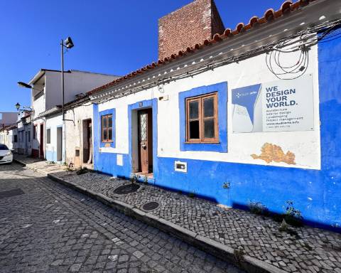 Exclusivo em Silves: Moradia Histórica com Projeto Aprovado I T4 I Piscina I Jardim I Roof top I Vista fantastica