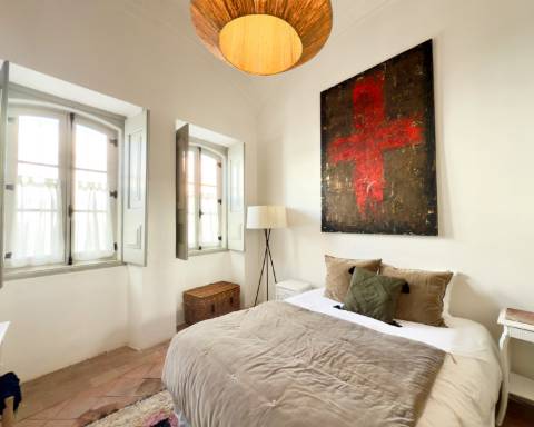 Casa geminada cheia de charme I Arquitetura tradicional I 3 quartos I Pátio I Açoteia I Baixa Olhão