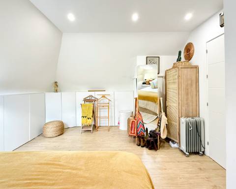 Casa geminada com charme I T2 +1 I Quintal I Centro de Vila Real de Santo António