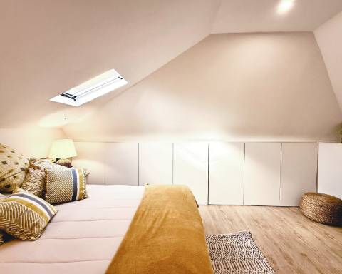 Casa geminada com charme I T2 +1 I Quintal I Centro de Vila Real de Santo António