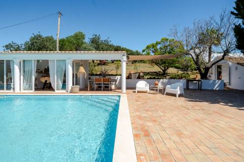 Elegante quinta I 5 quartos I Grande piscina I Terreno magnífico I Quelfes