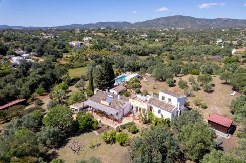 Elegante quinta I 5 quartos I Grande piscina I Terreno magnífico I Quelfes