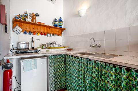 Uma Alma Boémia no Coração do Algarve! Magnífica Quinta Tradicional de Charme | 8 Quartos | Pátio | Jardim | Moncarapacho'