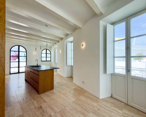 Moradia Excecional | 316 m² | 4 Quartos | Jacuzzi | Terraços | Vista Ria Formosa | Baixa de Olhão