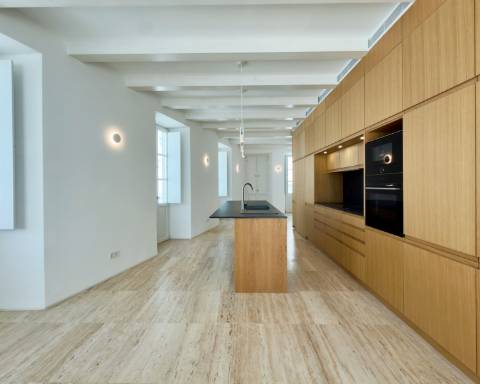 Moradia Excecional | 316 m² | 4 Quartos | Jacuzzi | Terraços | Vista Ria Formosa | Baixa de Olhão