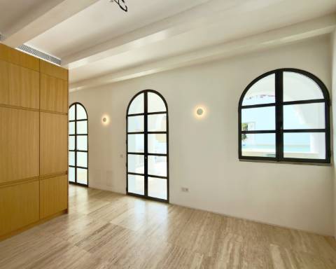 Moradia Excecional | 316 m² | 4 Quartos | Jacuzzi | Terraços | Vista Ria Formosa | Baixa de Olhão