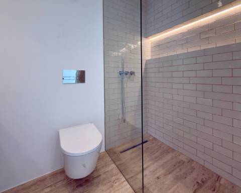 Moradia Excecional | 316 m² | 4 Quartos | Jacuzzi | Terraços | Vista Ria Formosa | Baixa de Olhão