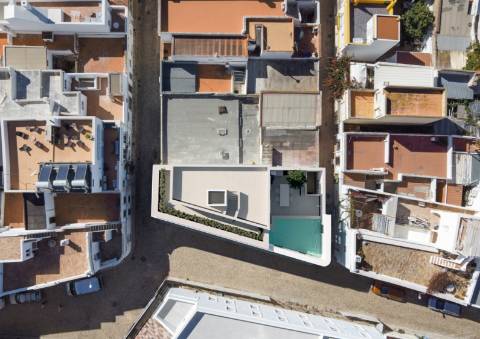 Moradia Excecional | 316 m² | 4 Quartos | Jacuzzi | Terraços | Vista Ria Formosa | Baixa de Olhão