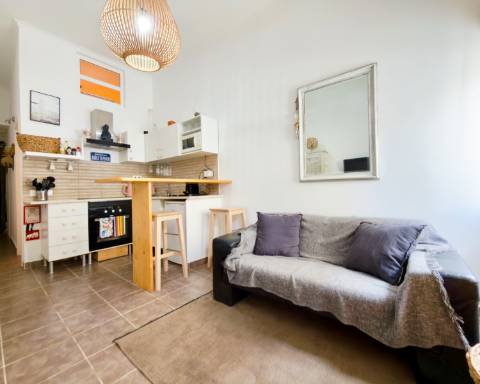 Casa Típica com Licença AL | T1+1 | Rooftop | No Coração da Cidade de Olhão