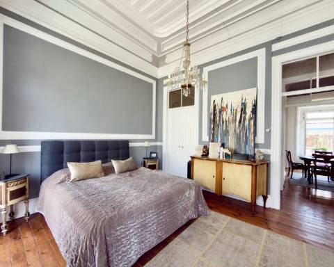 RARO! Moradia Burguesa e Histórica I 3 + 1 Quartos I Amplo Rooftop I Vista Mercado e Ria Formosa I Centro Histórico, Baixa de Olhão