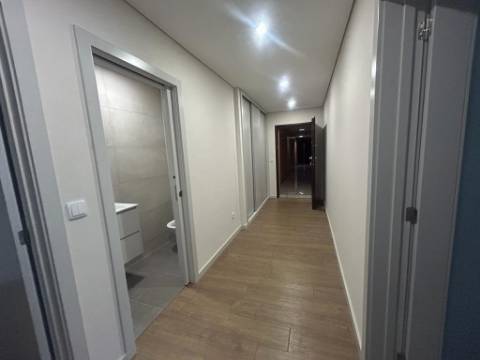 NOVO Apartamento T4 na Boavista com terraço