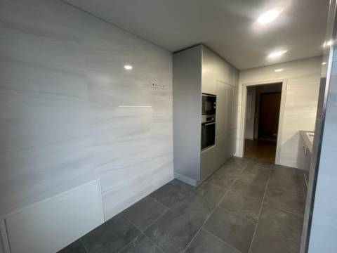 Apartamento T3 em empreendimento de luxo na Boavista | Qualidade, conforto e exclusividade