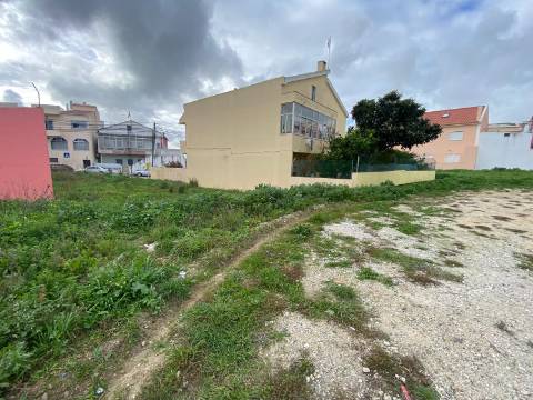 Terreno para construção de Moradia