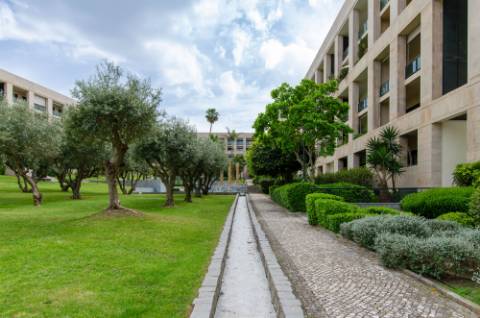 T3 no Luxuoso condomínio Villa Restelo