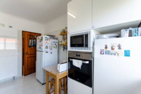 Duplex em S. Pedro do Estoril, com vista de mar