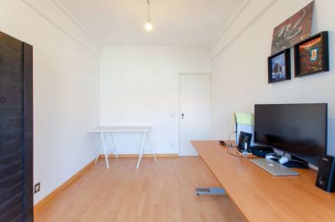 T3 remodelado na Medrosa, Oeiras