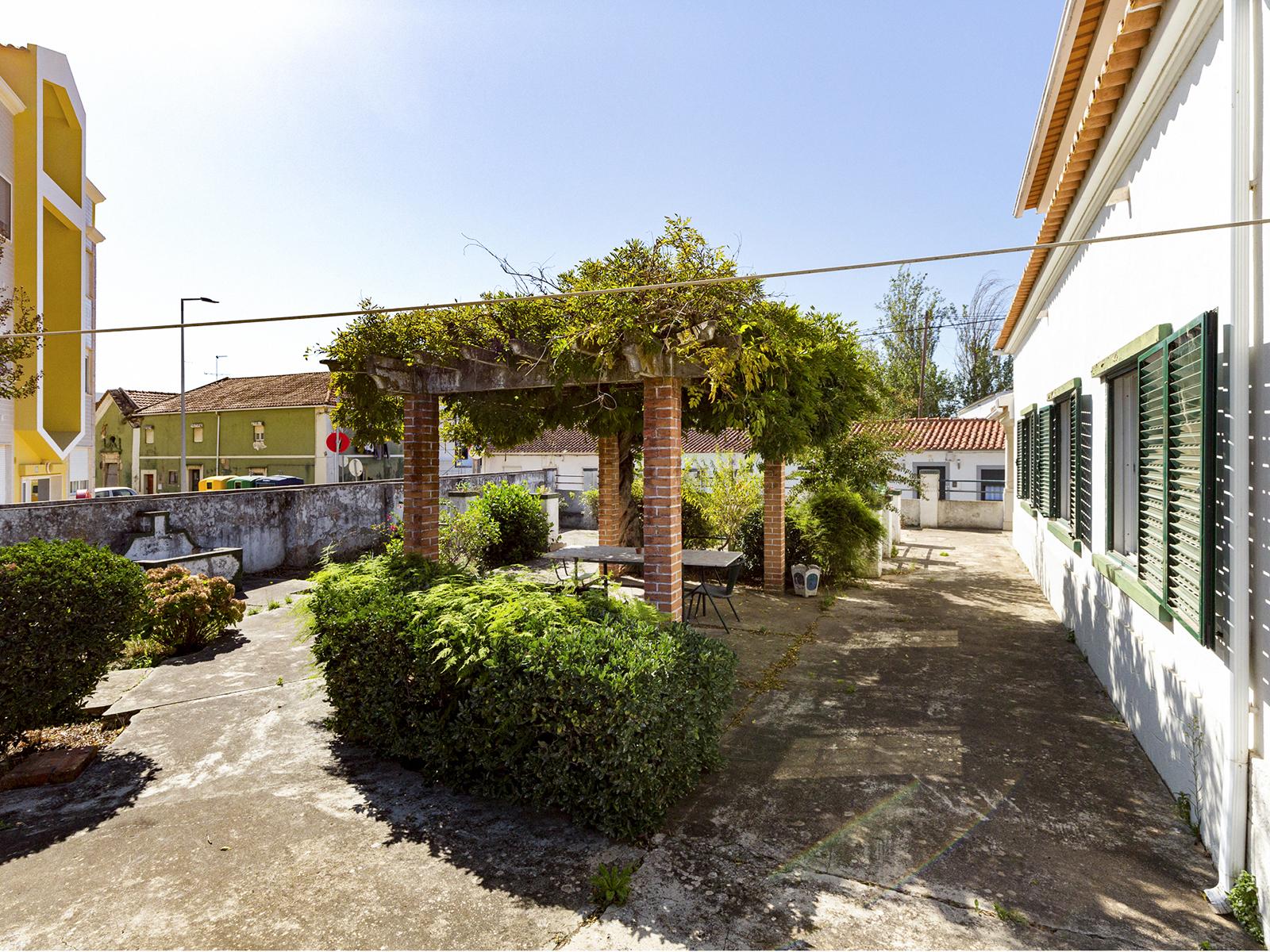 Terreno para promoção habitacional com capacidade para 120-150 fogos
