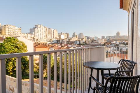 PALÁCIO DE FERVENÇA - OPORTUNIDADE DE INVESTIMENTO NO PORTO