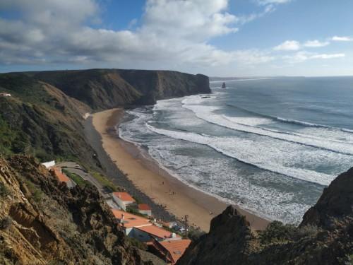 alt