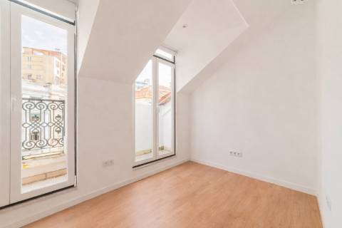 Apartamento Remodelado na Graça com Vista de Rio