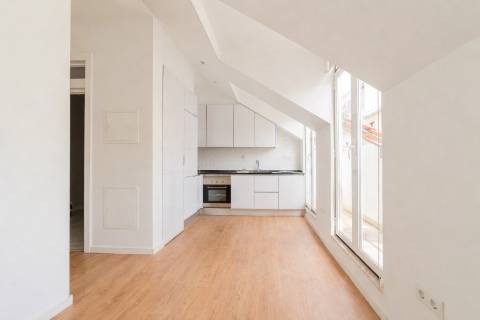 Apartamento Remodelado na Graça com Vista de Rio