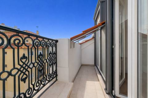 Apartamento Remodelado na Graça com Vista de Rio