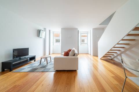 Apartamento T2 Duplex na Baixa Pombalina - Lisboa