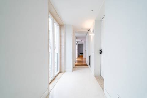 Apartamento T2 Duplex na Baixa Pombalina - Lisboa