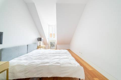 Apartamento T2 Duplex na Baixa Pombalina - Lisboa