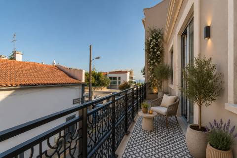 Viver Entre o Mar e a Sofisticação: Exclusivo T3 Duplex na Costa de Cascais