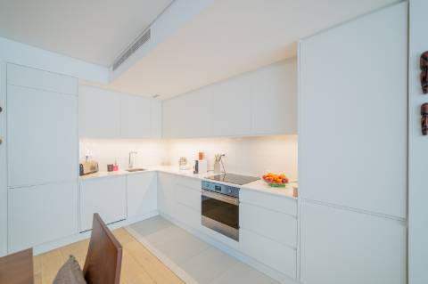 Apartamento com Jardim Privado de 38 m² e Acesso Direto, em Condomínio Exclusivo em Sesimbra