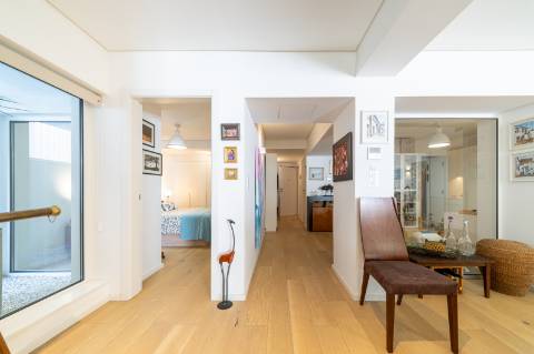 Apartamento com Jardim Privado de 38 m² e Acesso Direto, em Condomínio Exclusivo em Sesimbra